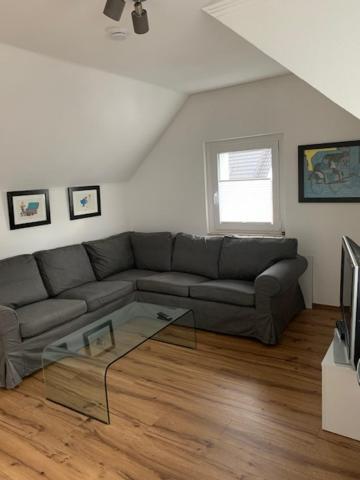 Zentrales Dachgeschossapartment In Leichligen 莱希林根 外观 照片